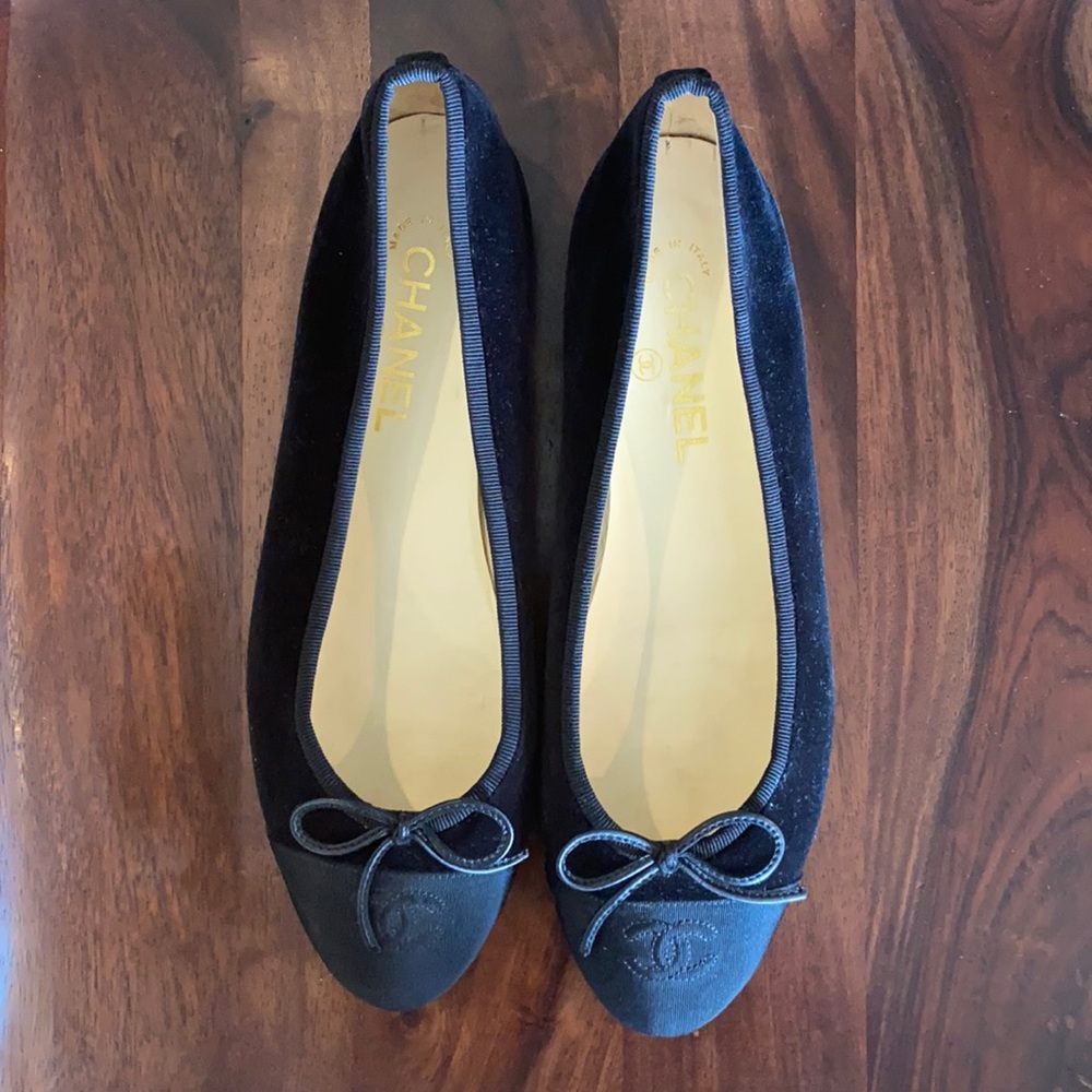 Chanel Black Ballerina Flats Size 40 (US 9.5)